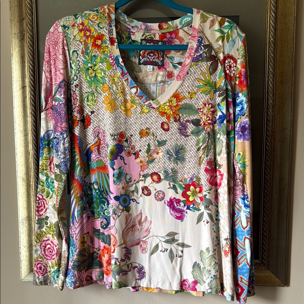 Johnny Was Cream Dreamer Favorite Long Sleeve V-neck Swing Top Shirt Tee Small